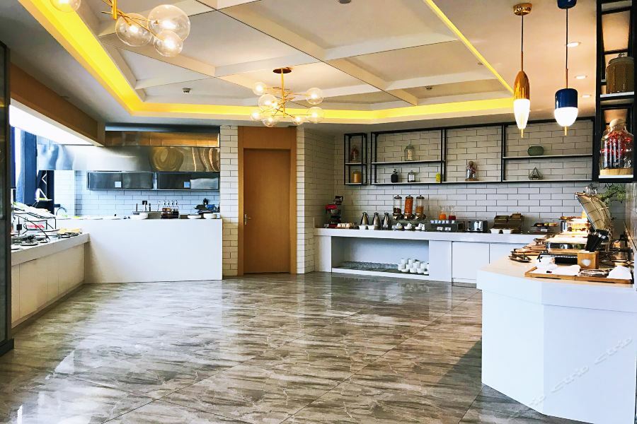 Atour Hotel Maoming Exterior photo